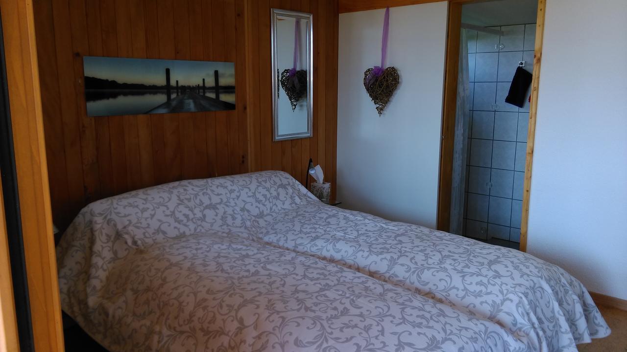 S'Husli Bed & Breakfast Embrach Bagian luar foto